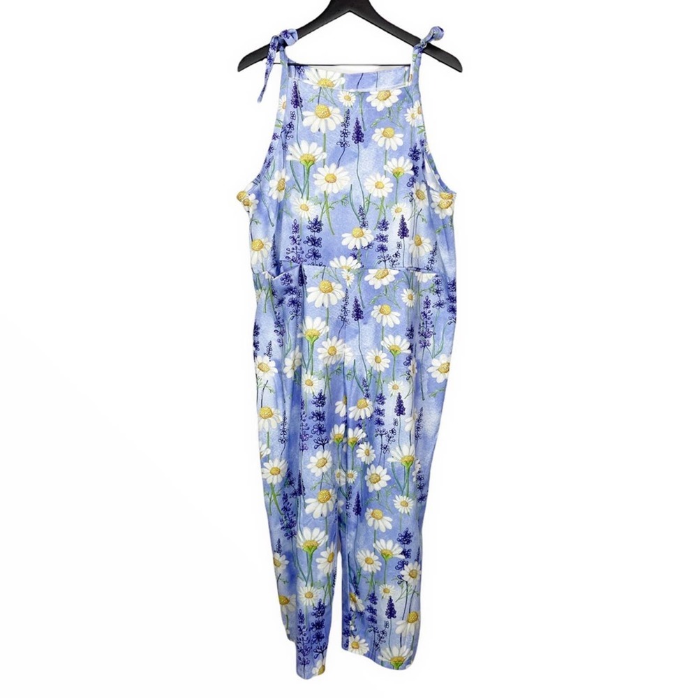 Oversized Jumpsuit - Picture 6 of 7